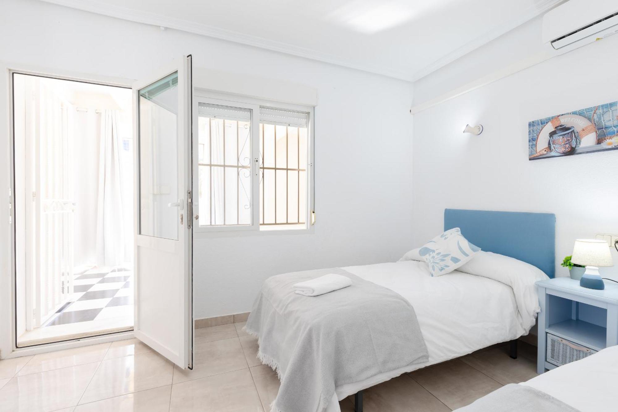 Willa Fidalsa Grand Mediterranean Beachfront Playa Flamenca Zewnętrze zdjęcie